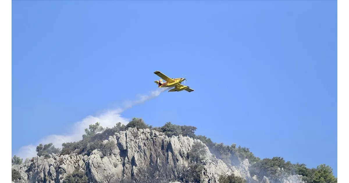 Yurdun farklı bölgelerindeki orman yangınlarına müdahaleler aralıksız devam ediyor.