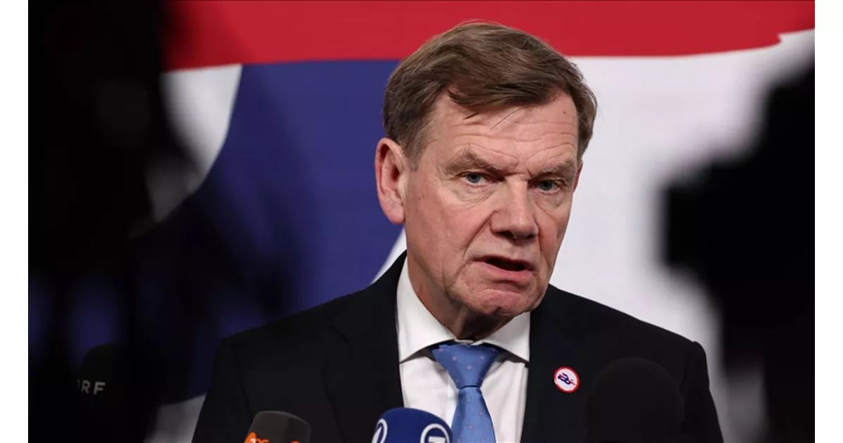 Almanya, iki devletli çözüm sürecinin derhal başlaması gerektiğini vurguladı. Filistin devletinin tanınması sürecin sonunda yer alacak.