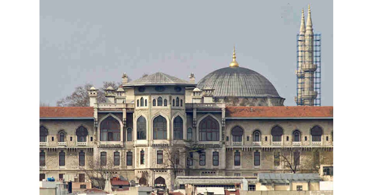 MEB'ten İstanbul Erkek Lisesi'ne 'İzmir Marşı' soruşturması