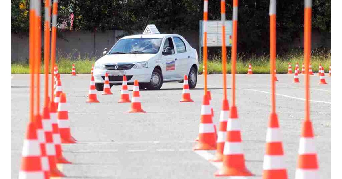 Ehliyet sınavı ne zaman? 2021 yılı direksiyon ve ehliyet sınav tarihleri açıklandı mı?