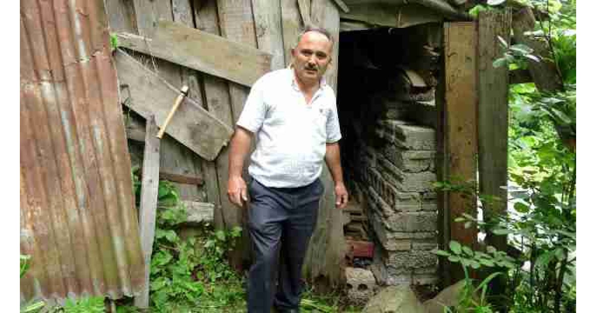 Oğulları kaza yapmasın diye kamyoneti 42 yıldır garajda hapsetmiş!