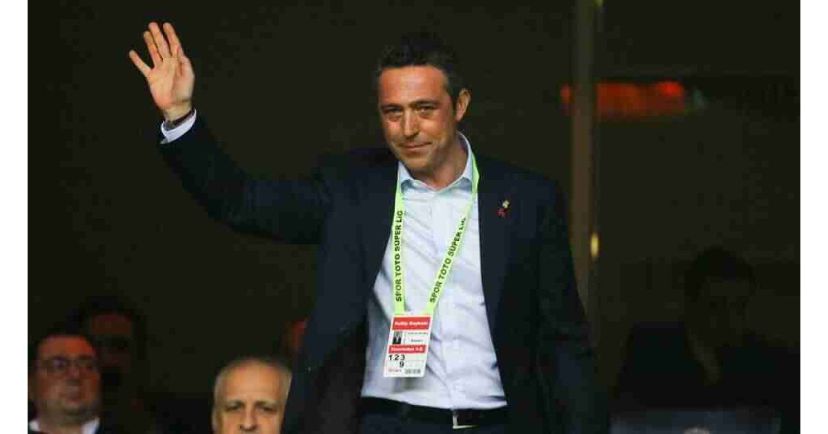 Fenerbahçe yönetimi Alex de Souza'ya teklif yapmaya karar verdi!