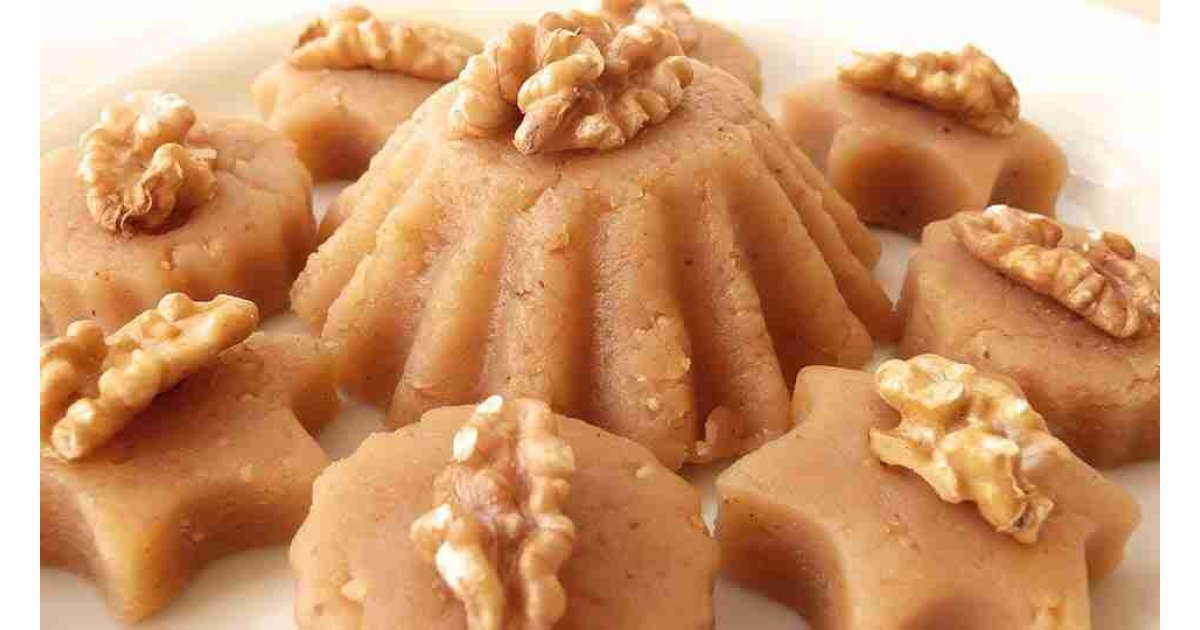 İrmik (Un) helvası tarifi! İrmik helvası nasıl yapılır?