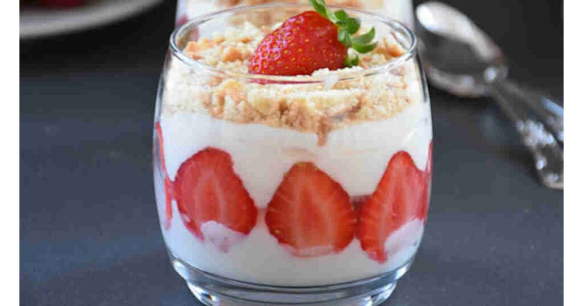 Magnolia tarifi... Evde nefis çilekli ve muzlu magnolia nasıl yapılır? Malzemeleri nelerdir?