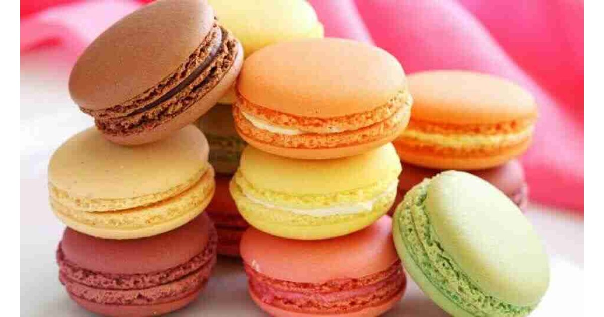 Rengarenk makaron tarifi! Evde kolay pratik makaron nasıl yapılır? Makaron malzemeleri nelerdir?