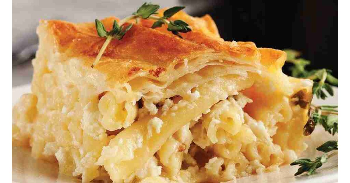 En kolay, en lezzetli fırında yufkalı makarna böreği tarifi...