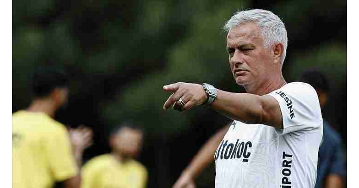 Fenerbahçe'de Mourinho UEFA'ya Lugano maçı kadrosunu bildirdi! 2 değişiklik hakkı var 