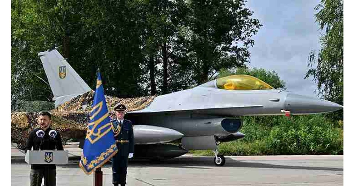 F-16'lar Ukrayna'da resmen havalandı! Zelenskiy poz verdi, konum bilinmiyor