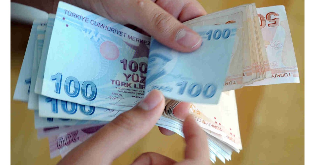 Emekli olduktan sonra çalışmaya devam edenler dikkat: Maaşınız kesilebilir