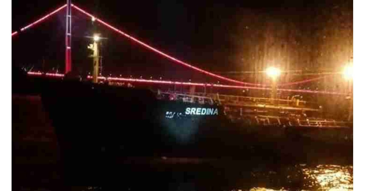 İstanbul Boğazı gemi trafiğine çift yönlü açıldı