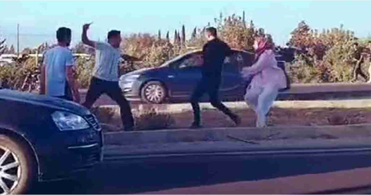 Trafikte kavga: Otobüs şoförü, otomobil sürücüsüne bıçakla saldırdı