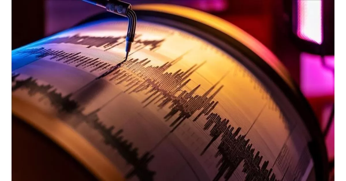 Son dakika... Antalya'da 4 büyüklüğünde bir deprem meydana geldi.