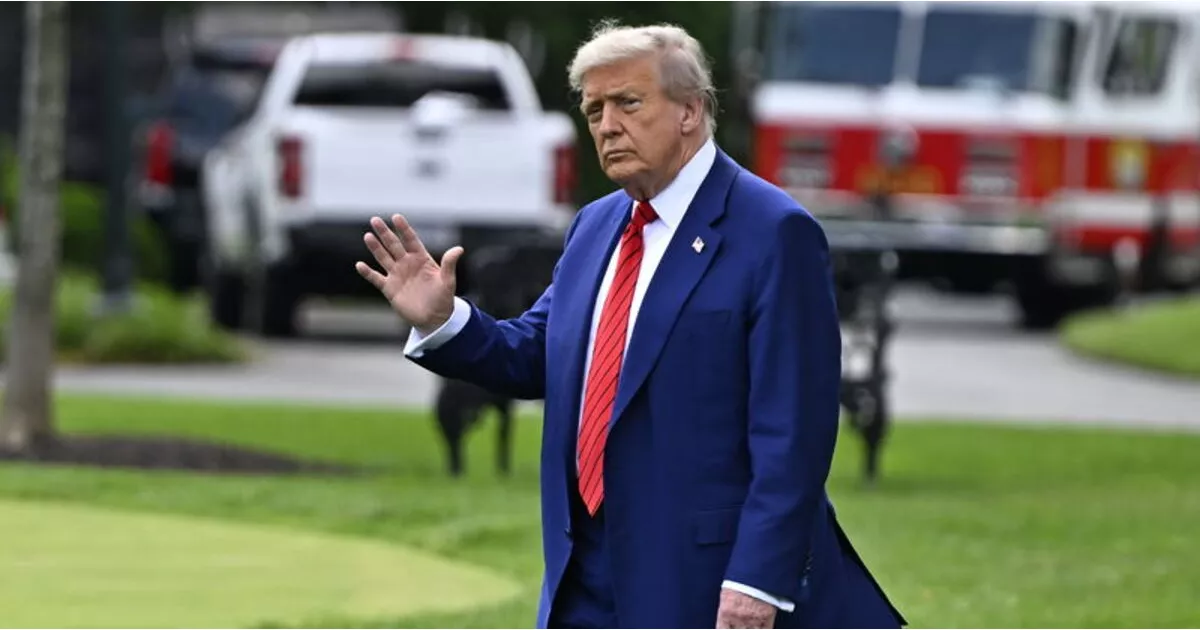 Pakistan, Hindistan ile yaşanan son krizdeki diplomatik rolü nedeniyle ABD Başkanı Donald Trump'ı 2026 Nobel Barış Ödülü'ne aday gösterdi.