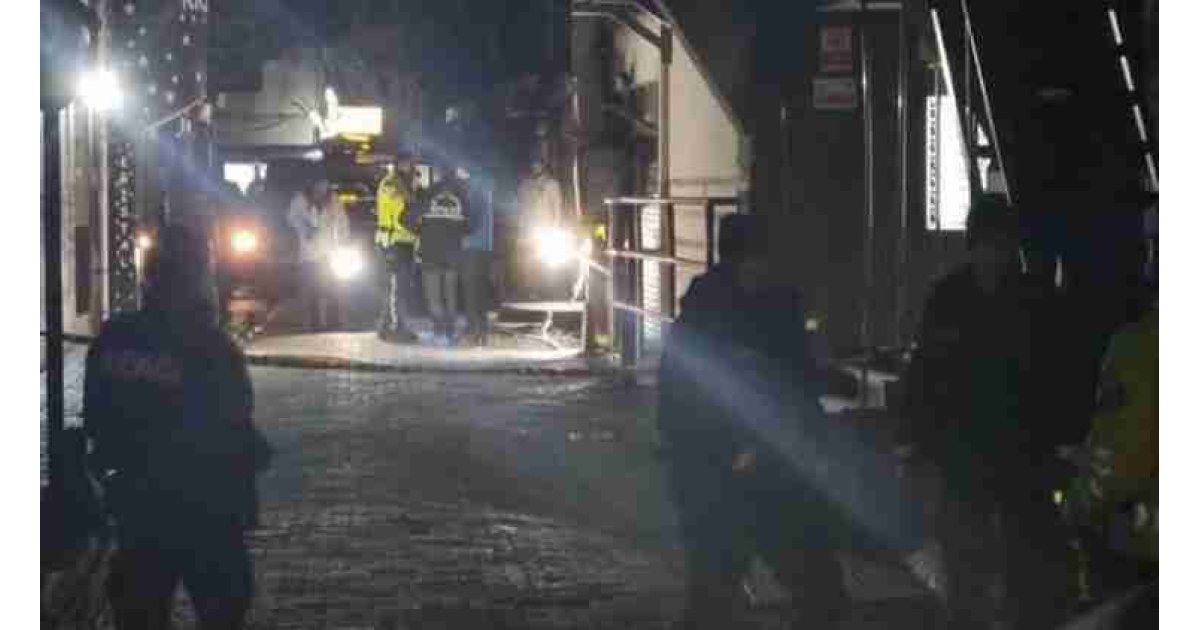 Sarıyer'de müzikholde silahlı kavga! Polislerle de çatıştılar: 2'si polis 5 yaralı 