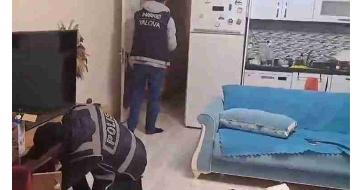 Bakan Yerlikaya duyurdu: Yalova'da organize suç örgütü çökertildi! 15 şüpheli yakalandı 