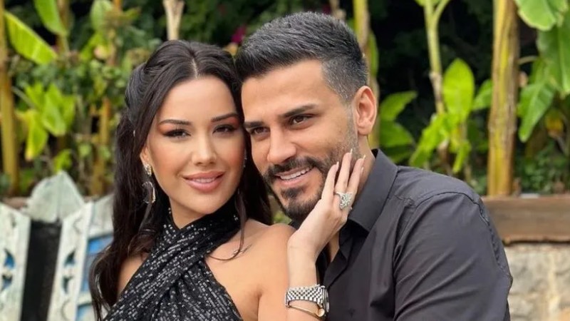 Dilan Polat, Engin Polat'ın kendisini evden kovduğunu açıkladı. Yaşadıklarını bir gün anlatacağını söyledi.