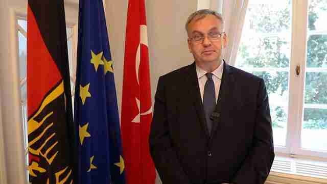 Almanlar Türkleri kıskanıyor mu sorusuna Büyükelçi'den cevap geldi