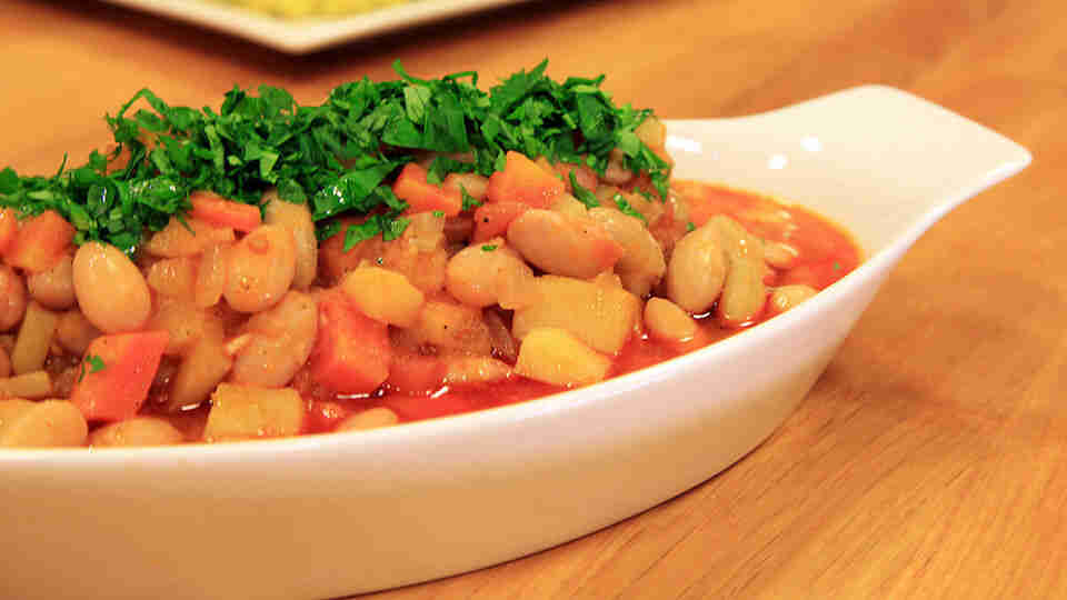 Barbunya yemeği en kolay nasıl yapılır? Barbunya tarifi!