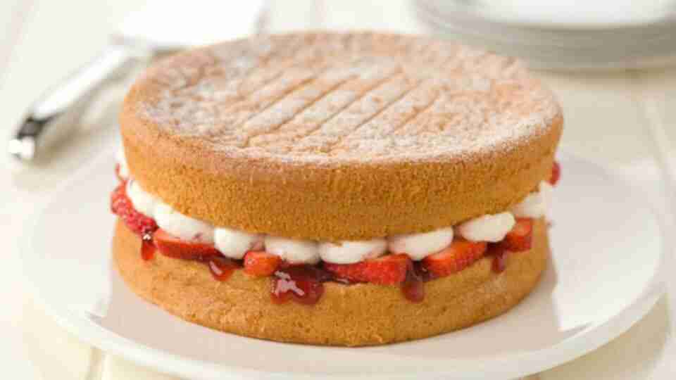 Pandispanya keki nasıl yapılır? Pandispanya kekinin malzemeleri ve püf noktaları nelerdir?