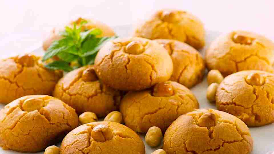 Şekerpare nasıl yapılır? Tam ölçülü, fındıklı şekerpare tarifi...