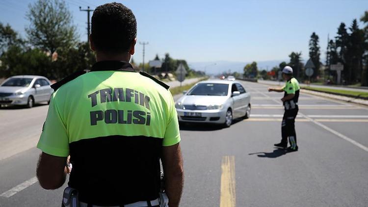 TBMM, trafik kanununda büyük değişiklikleri onayladı!  Cezalar artıyor.
