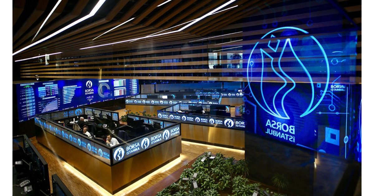 BIST 100, 6 Ağustos 2025'te hafif yükseldi. Dolar ve euro kurları dalgalı seyrediyor. Altın fiyatları yatay.