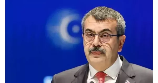Bakan Tekin açıkladı: 12 yıllık zorunlu eğitim kararı yakında alınacak. Bakan Tekin açıkladı: 12 yıllık zorunlu eğitim kararı yakında alınacak.