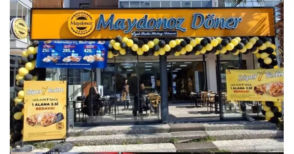 Maydonoz Döner, kayyum tarafından 2 milyar 801 milyon TL muhammen bedelle satışa çıkarıldı. İhale 15 Ekim 2025'te yapılacak. Maydonoz Döner, kayyum tarafından 2 milyar 801 milyon TL muhammen bedelle satışa çıkarıldı. İhale 15 Ekim 2025'te yapılacak.