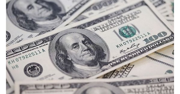 Dolar günü yükselişle 41,68 TL seviyesinden kapattı. Dolar günü yükselişle 41,68 TL seviyesinden kapattı.