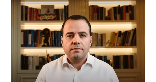 Özgür Demirtaş Kimdir? Özgür Demirtaş Kimdir?