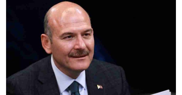 TBMM Başkanı Şentop, 10 bin dolar alan siyasetçinin kim olduğunu Bakan Soylu'ya bizzat sordu! TBMM Başkanı Şentop, 10 bin dolar alan siyasetçinin kim olduğunu Bakan Soylu'ya bizzat sordu!