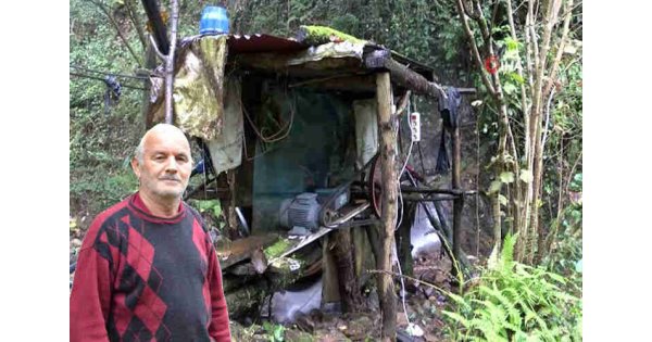 66 yaşındaki emekli kurduğu sistemle kendi elektriğini üretiyor...