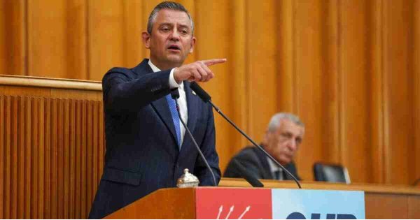 CHP lideri Özgür Özel TBMM'de konuşuyor CHP lideri Özgür Özel TBMM'de konuşuyor