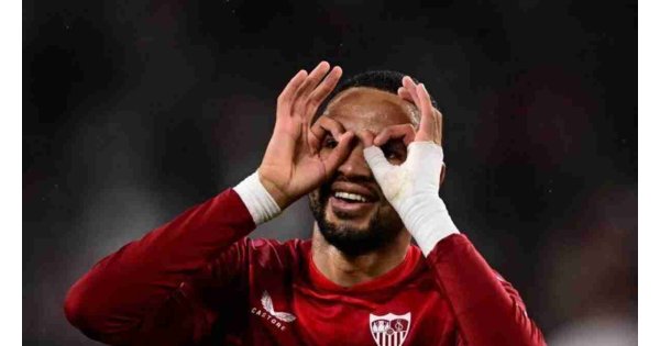 FENERBAHÇE TRANSFER HABERİ - En Nesyri transferi için İspanyollardan flaş yorum! 'Sevilla istediğini aldı' FENERBAHÇE TRANSFER HABERİ - En Nesyri transferi için İspanyollardan flaş yorum! 'Sevilla istediğini aldı'