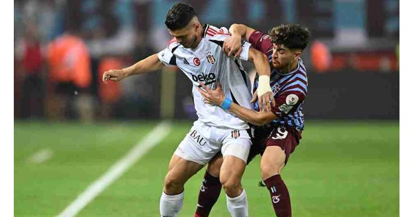 Beşiktaş'tan sezonun ilk puan kaybı Beşiktaş'tan sezonun ilk puan kaybı