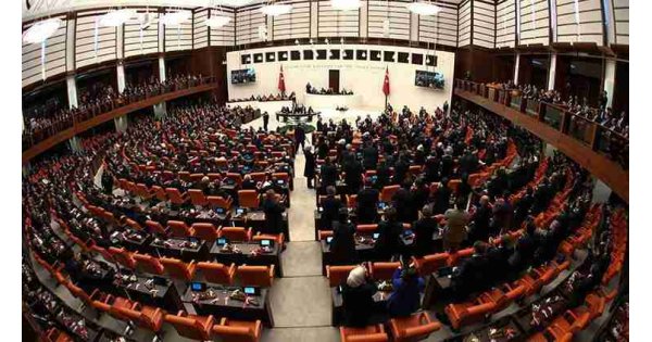 Son dakika: Kredi kartlarından savunma sanayii payı görüşmesi ertelendi... AK Partili Güler açıkladı: Yasa teklifi 2025 yılına bırakıldı
