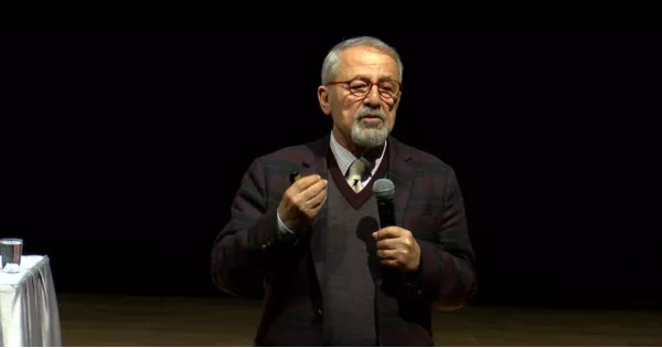 Ege'deki depremlerin ardından Prof. Dr. Naci Görür'den 2 kente tsunami uyarısı!