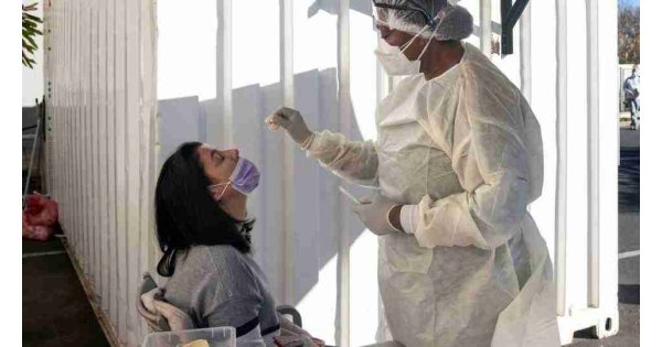 COVID-19’un yeni varyantı Eris’in hızla yayıldığı ortaya çıktı