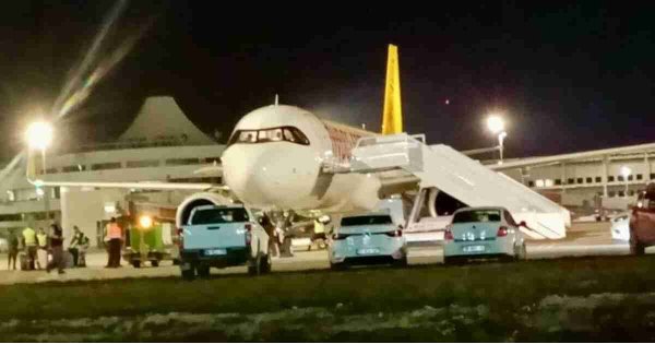 İstanbul-Riyad seferini yapan yolcu uçağı Antalya'ya acil iniş yaptı - Güncel haberler 