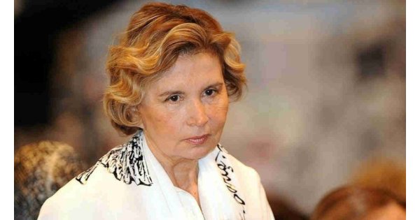 Nazlı Ilıcak tahliye edildi Nazlı Ilıcak tahliye edildi