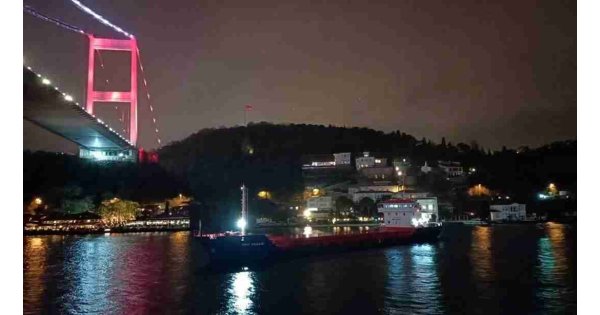 SON DAKİKA HABERİ: İstanbul Boğazı'nda gemi trafiği normale döndü SON DAKİKA HABERİ: İstanbul Boğazı'nda gemi trafiği normale döndü