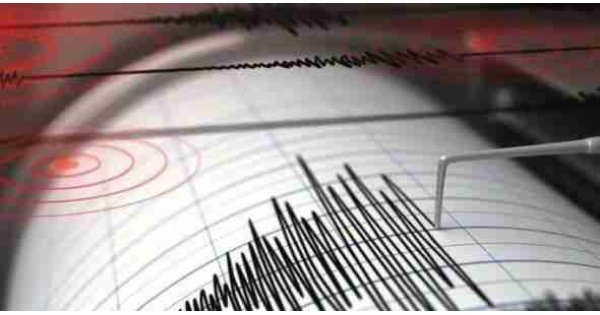 AFAD açıkladı: Çanakkale'de 4.9 büyüklüğünde deprem AFAD açıkladı: Çanakkale'de 4.9 büyüklüğünde deprem