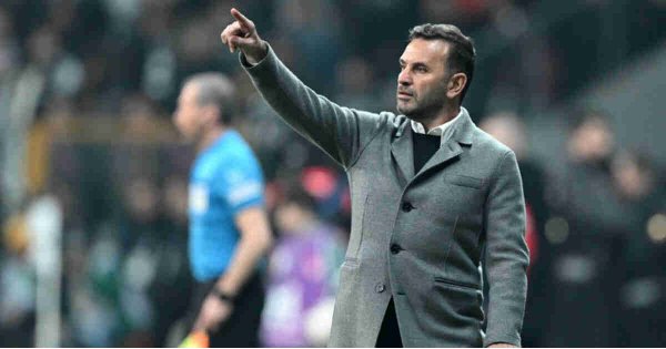 Galatasaray'da yıldız isim 11'e dönüyor! Galatasaray'da yıldız isim 11'e dönüyor!