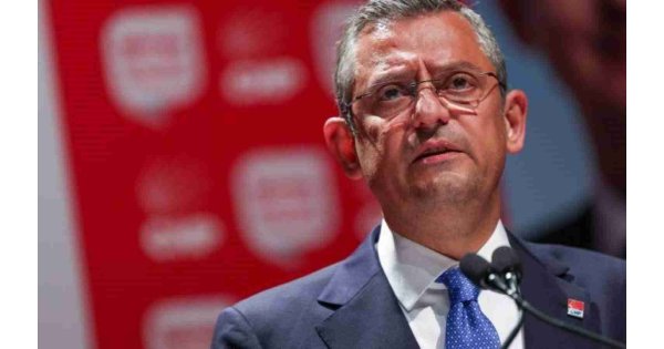 Üç günde üç ameliyat geçiren Özgür Özel taburcu oldu 