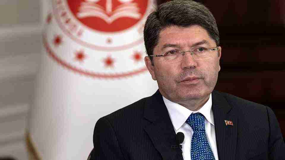 Bakan Tunç: Meclis karar alırsa Cumhurbaşkanı için tekrar adaylık yolu açılır
