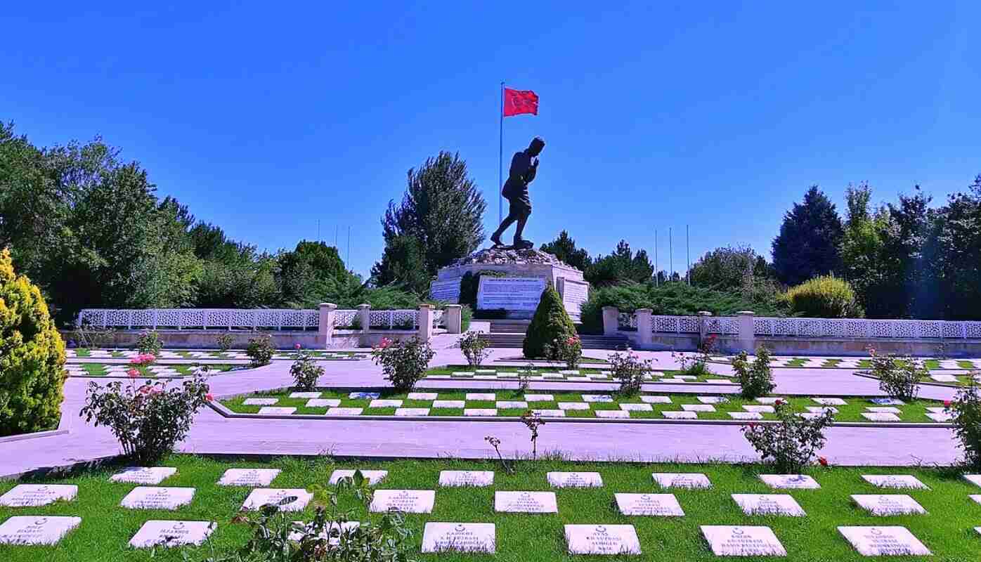 Afyon gezilebilecek yerler - Başkomutanlık Tarihi Milli Parkı
