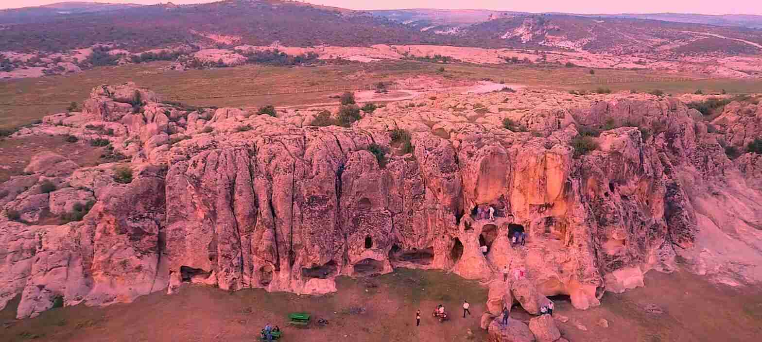 Afyon gezilecek yerler - Frig Vadisi
