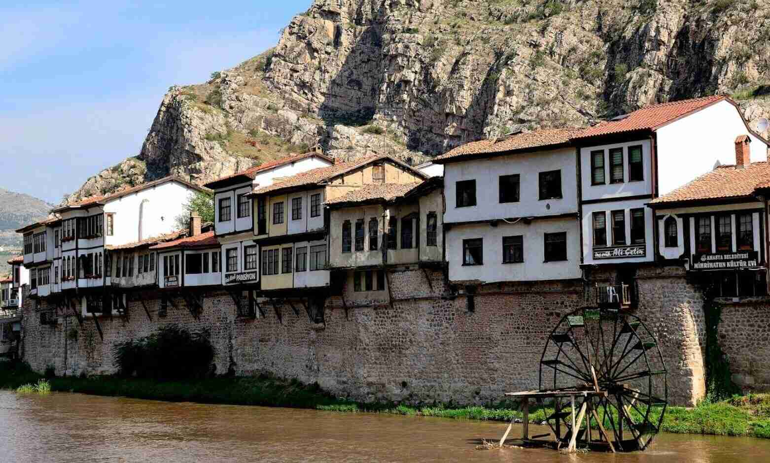 Amasya Yalıboyu Evleri