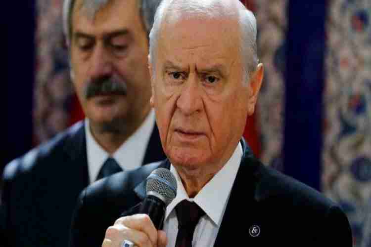 Bahçeli: Sarı rüya görenler karşılarında bizi bulur, çıplak yatmayı göze almalılar...