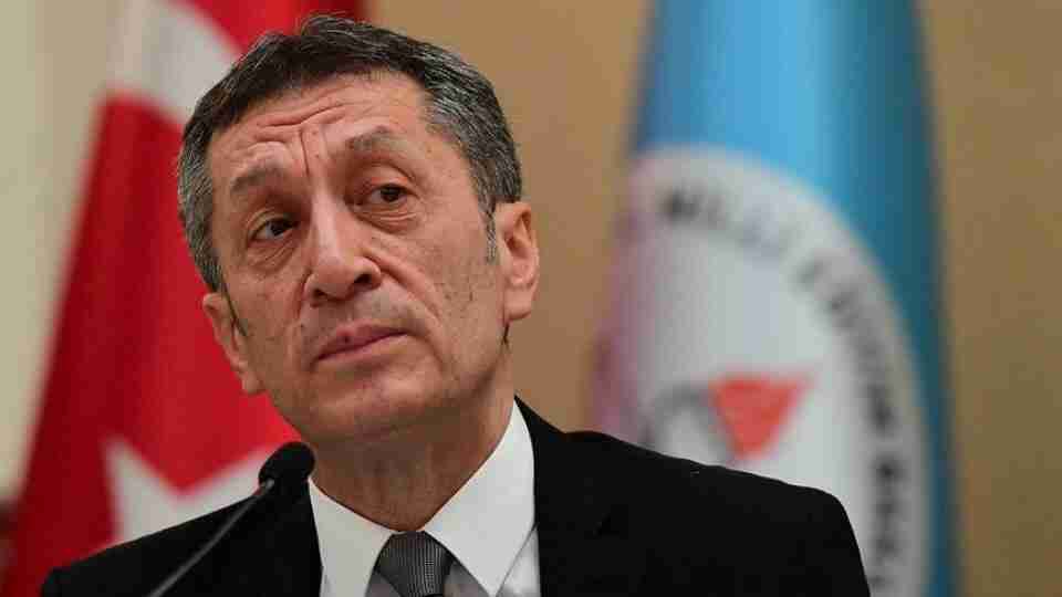 Bakan Selçuk'tan müjde! Tüm öğretmenlere ve eğitimcilere...